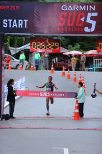 BIB: 2019, 025229
                            <button type="button" onclick="openModal(5716663)" class="btn btn-primary btn-sm float-right btn-popup" data-toggle="modal" data-target=".modal-high-quality">
                        <i class="fas fa-shopping-cart"></i> Add to Cart
                    </button>
                                            <button type="button" onclick="isThisMe(5716663, true)" class="btn btn-success btn-sm float-right btn-popup btn-isme hidden" data-toggle="tooltip" data-placement="bottom" title="นี่คือรูปของคุณใช่ไหม คลิกที่นี่เพื่อเอาเข้าอัลบั้ม">
                        <i class="fas fa-plus"></i> Add to album
                    </button>
                    <button type="button" onclick="isThisMe(5716663, false)" class="btn btn-warning btn-sm float-right btn-popup btn-isnotme hidden">
                        <i class="fas fa-ban"></i> Remove from album
                    </button>